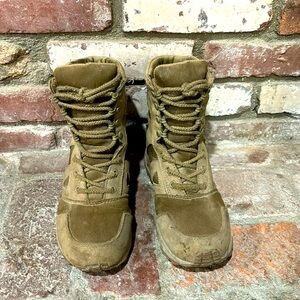 Rothco Coyote Brown Forced Entry Boot - 8 Inch, size 5R Excellent condition.